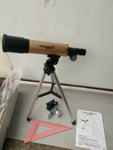 Детский телескоп-рефрактор