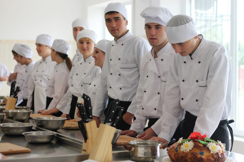 День открытых дверей для тех, кто хочет стать продавцом, поваром, официантом в Бобруйске
