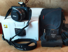 Nikon 1 J3 Kit 10-30 VR