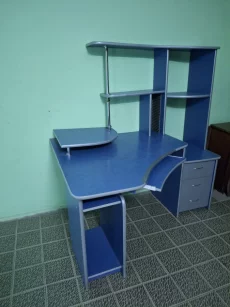 Письменный стол за 50 рублей
