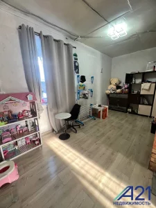 Половина частного дома с отдельным входом по пер. Логачева