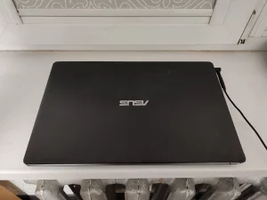 Игровой ноутбук ASUS X550ZE