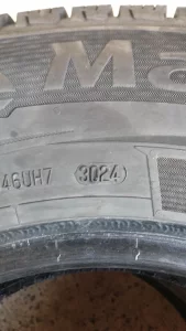 Покрышки грузолегковые 225/70/15с Matador