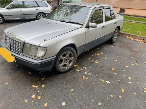 Мерседес w 124