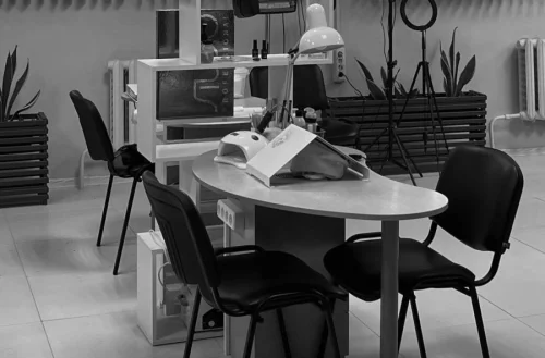 Мастер маникюра