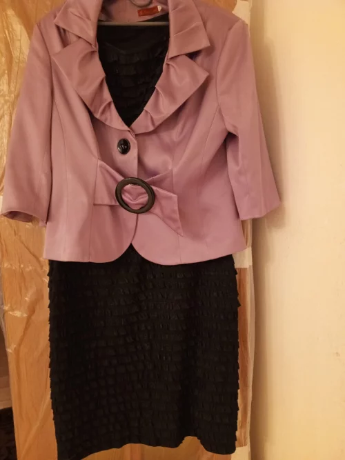 Костюм женский