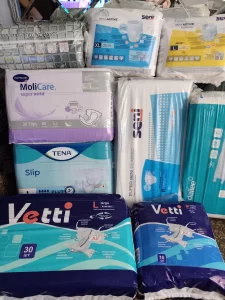 Памперсы и впитывающие трусы для взрослых. Цена Договорная