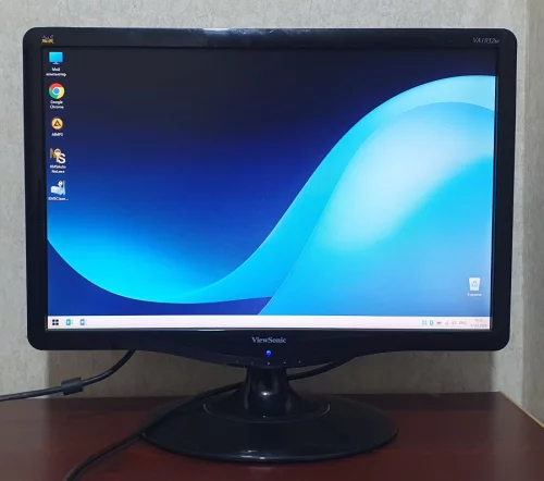 Монитор 19" широкоформатный