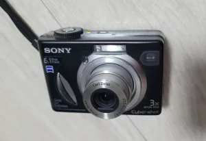 Sony Cyber-shot DSC-W15