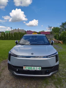 Любые поездки на легковом автомобиле)