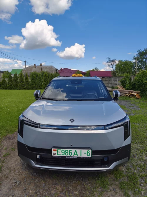 Любые поездки на легковом автомобиле)