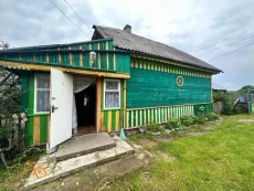 Дом в деревне Роксолянка