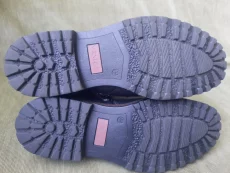 продам ботинки 44 размер