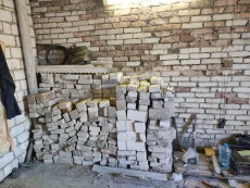 Отдам даром битый кирпич 1.3 куба