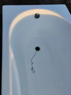 Ванна акриловая с экраном 1. 60