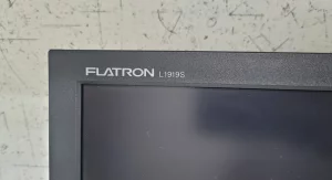 ЖК монитор LG 1919S