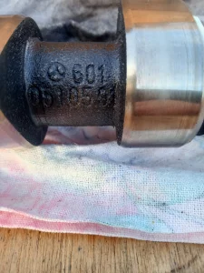 Распредвал к Mercedes Sprinter, 1997г. 2.3 дизель 601 мотор