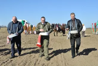 На Бобруйщине дан массовый старт посевной