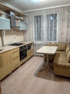 Двухкомнатная в центре