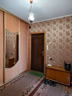 Трехкомнатная квартира по ул. Рокоссовского, д. 122