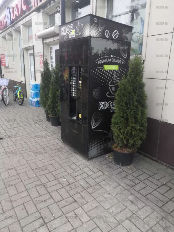 Красивый вход в магазин
