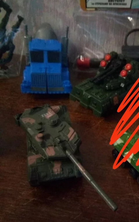 Игрушки. Военная техника