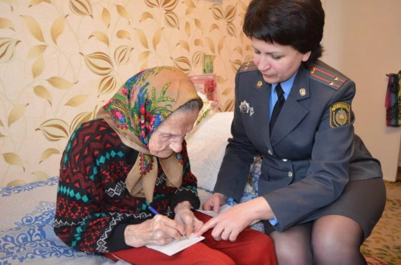 Новый паспорт получила 100-летняя жительница Бобруйска