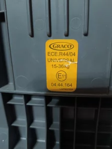 Автокресло-бустер