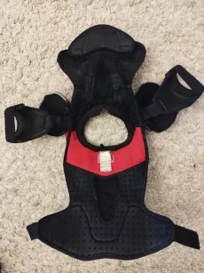 Нагрудник хоккейный Bauer Vapor