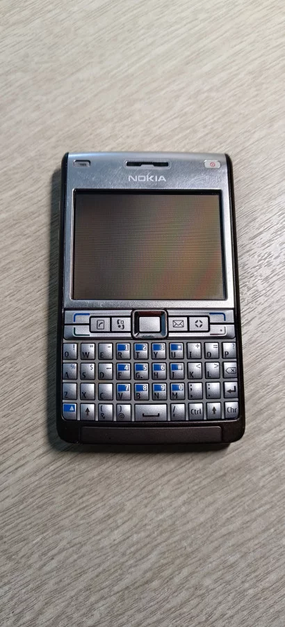 Nokia e61i