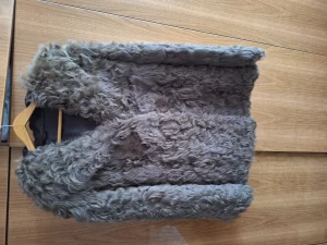 Полушубок  натуральный.