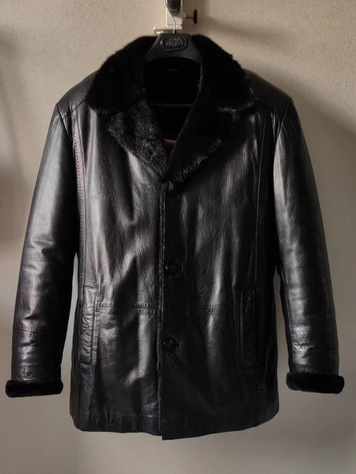 Дублёнка  мужская натуральная 54-56 новая