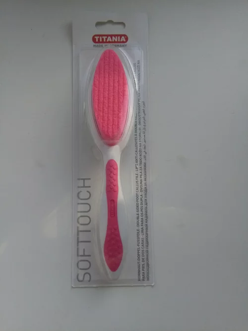 Тёрка Titania( Германия )  и набор ( Китай) для педикюра.