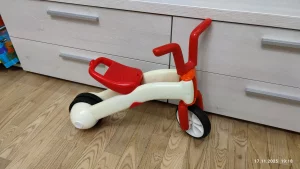 Беговел Chillafish Bunzi