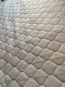 Матрас 1м40 на 1м90см