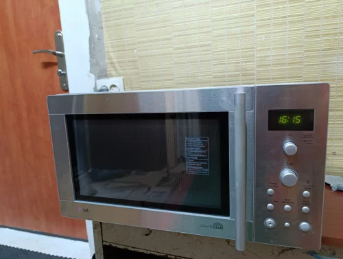 Микроволновка LG-продам
