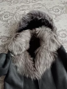 Продам женскую дубленку