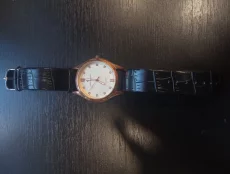 часы наручные кварцевые Patek Philippe реплика. Цвет золотая патина.