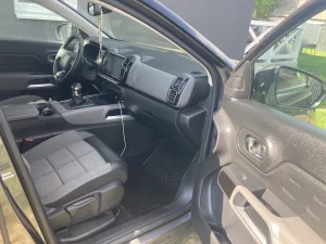 Вся в родном окрасе два комплекта резины цена 20000 по курсу обмен