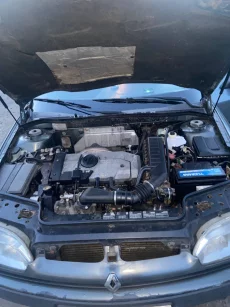Авто Renault шафран 1