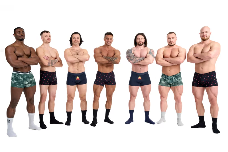 Mark Formelle позвал мужчин на бесплатную носочную экскурсию