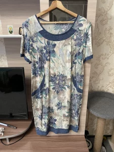 Продаю платья