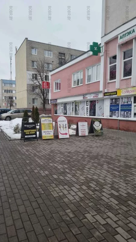 Интересно, Можно ли считать эти уродливые штендеры украшением нашего города?