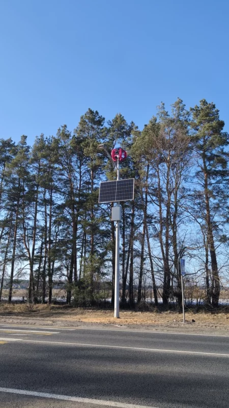 Фонарь на солнечной батарее + ветрогенераторе