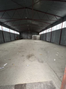 Складское помещение с прилегающей территорией рядом с бест клубом