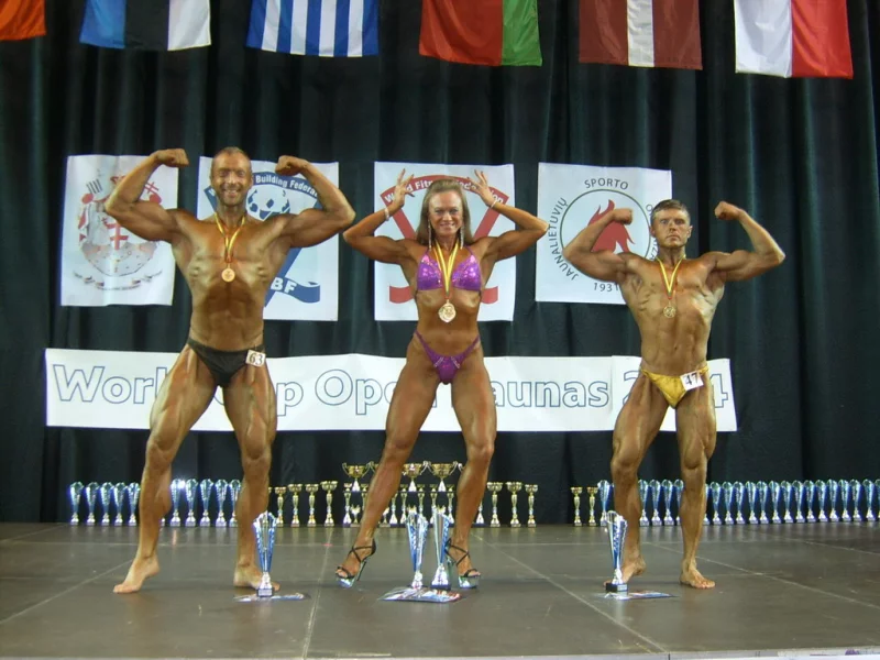 Кубок Мира WFF-WBBF среди любителей и профессионалов