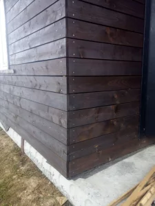 Не достроенный дом с участком 25 соток в д. Ломы