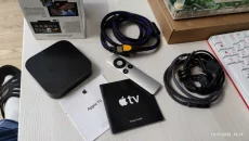 Смарт-приставка Apple TV (3-е поколение)