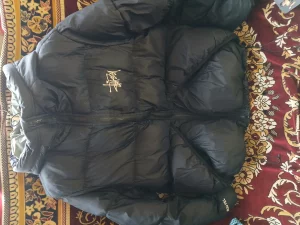 Продам куртку зимнию, унисекс