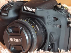 Nikon D7100 + объектив Nikon Nikkor 50mm F1.8D